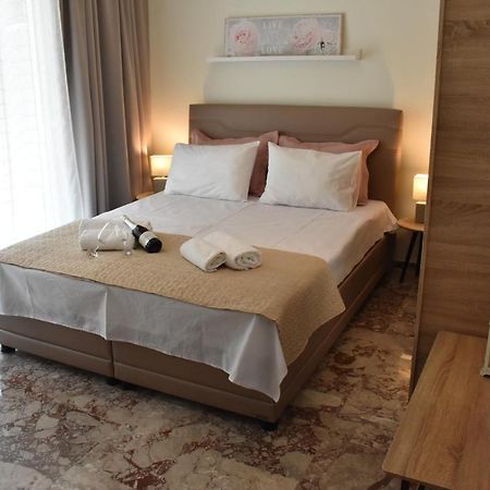 شقة Chrysafenia & Leandros Downtown كافالا المظهر الخارجي الصورة